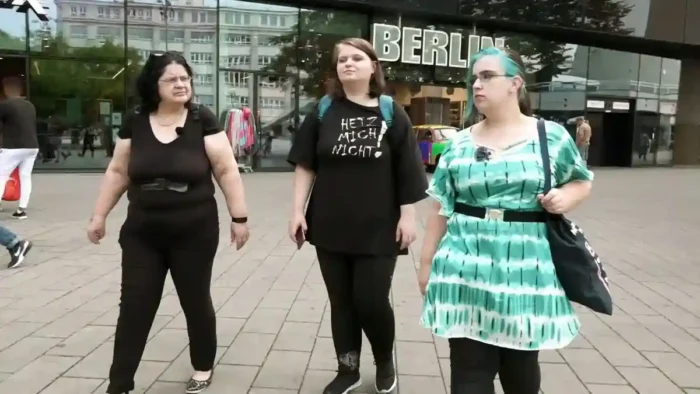 Hartz und herzlich Rostock: Ein tiefer Einblick in den Alltag am Blockmacherring