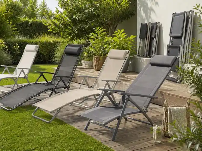 Klappbare Gartenliegen im Vergleich: Die wichtigsten Kriterien